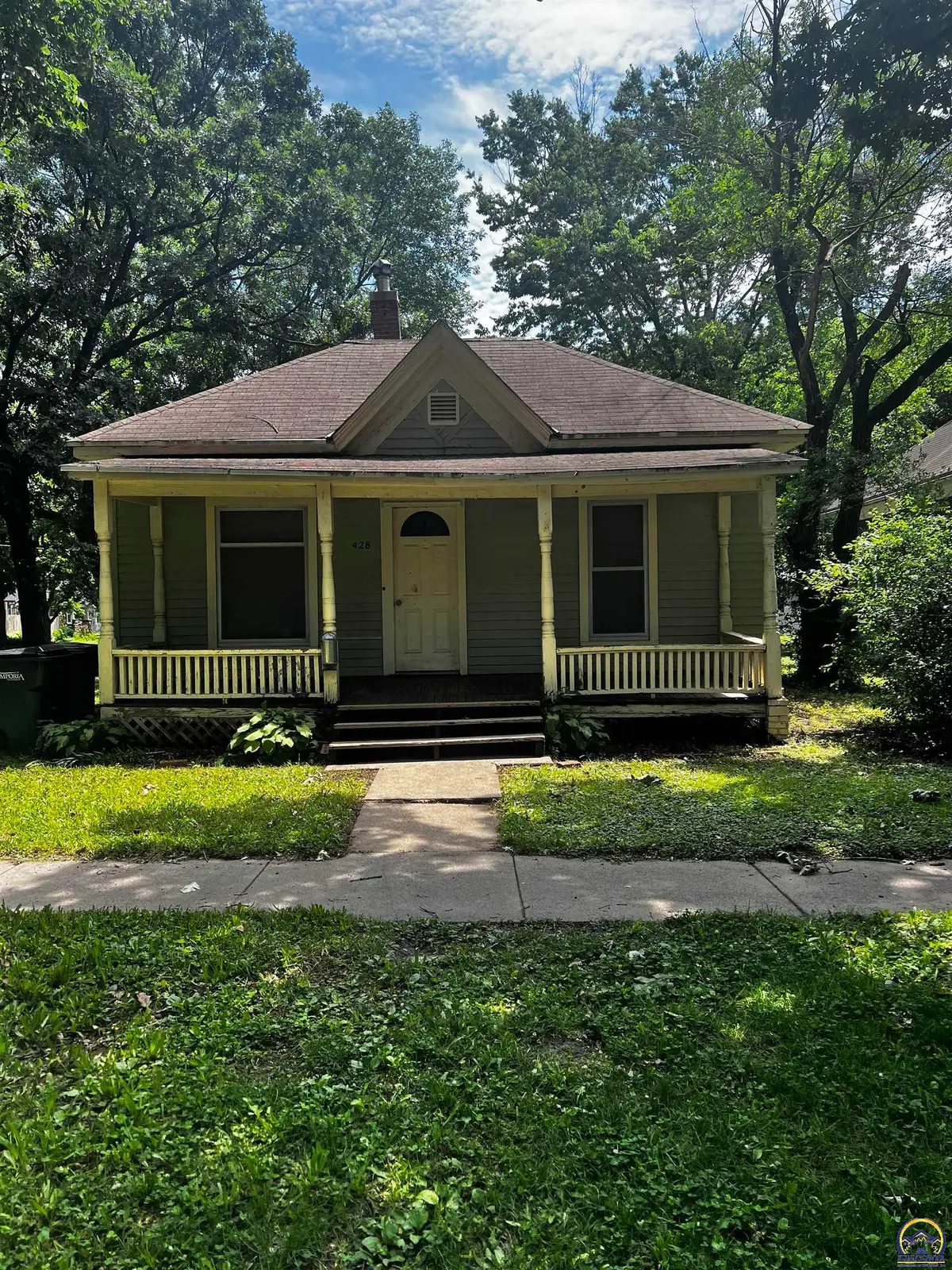 428 Cottonwood St, Emporia, KS 66801 - #1