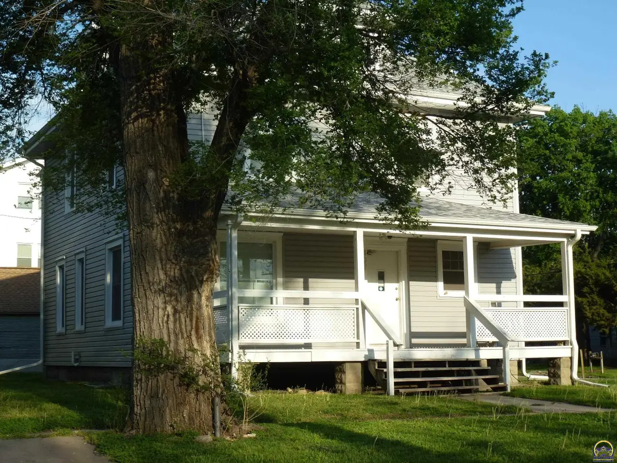 402 West St #Apartment D, Emporia, KS 66801 - #1
