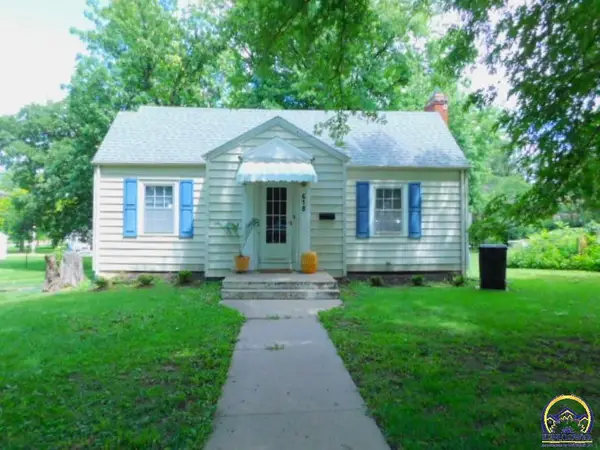618 Iowa Ave, Holton, KS 66436-1627