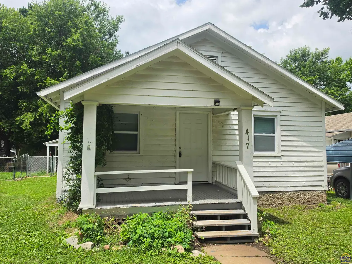 417 Elm St, Emporia, KS 66801 - #1