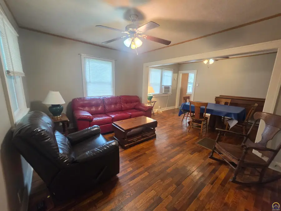 417 Elm St, Emporia, KS 66801 - #3