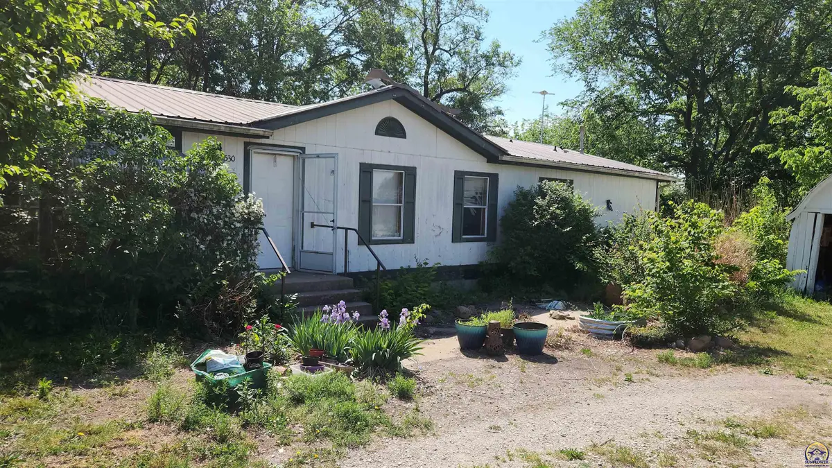 530 Section Line Rd, Wetmore, KS 66550 - #1
