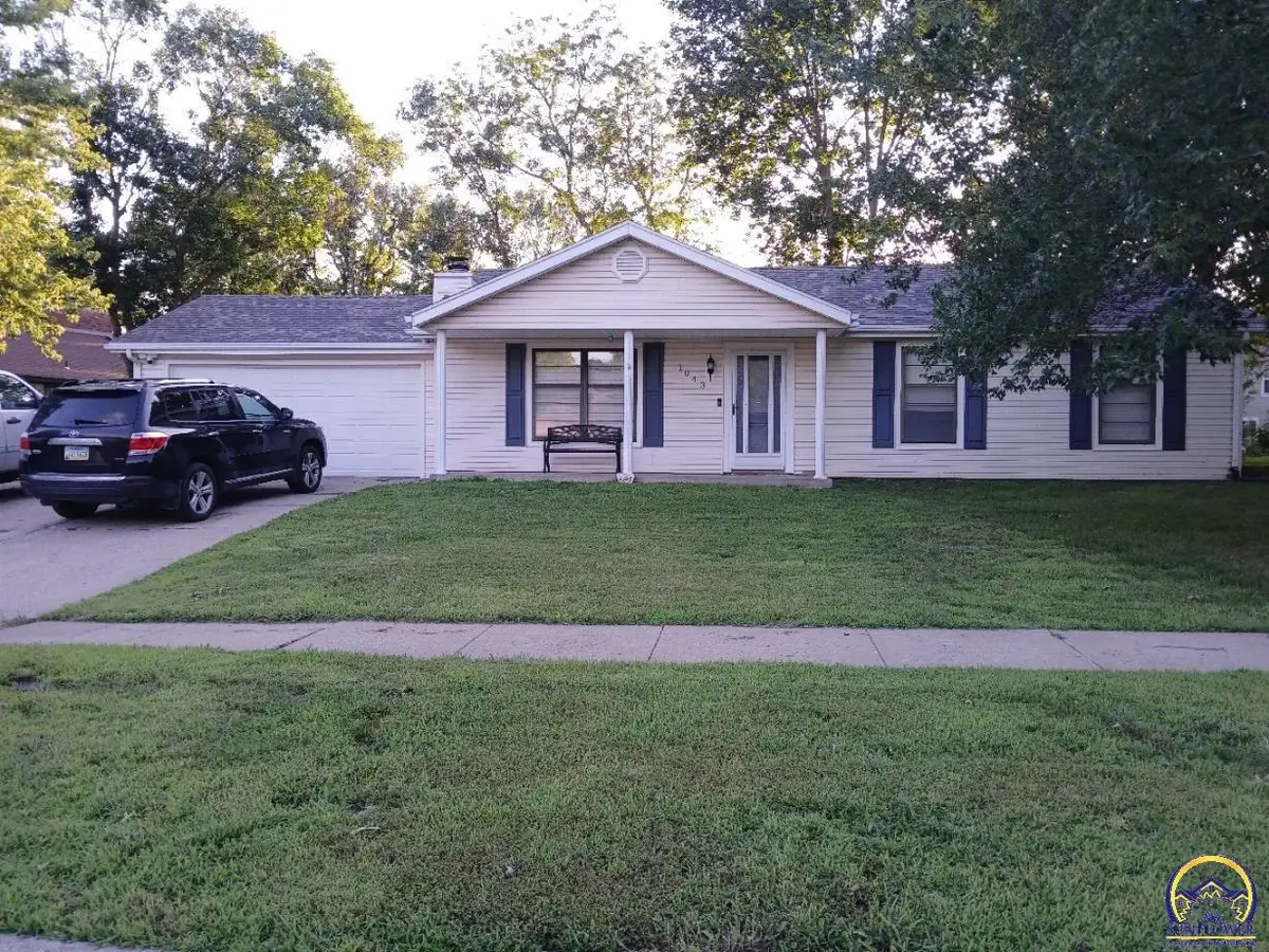 1043 SW Belle Ave, Topeka, KS 66604 - #1