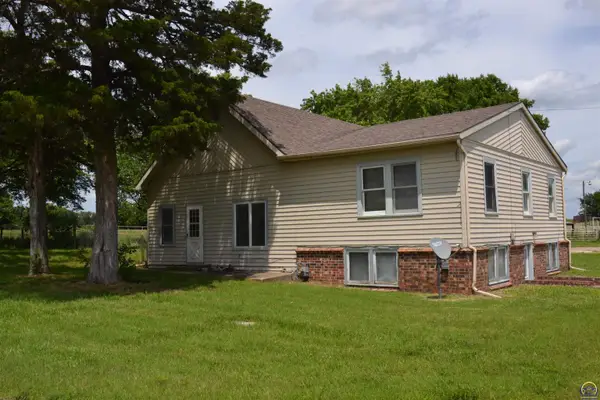 31192 S K-31 Hwy, Melvern, KS 66510