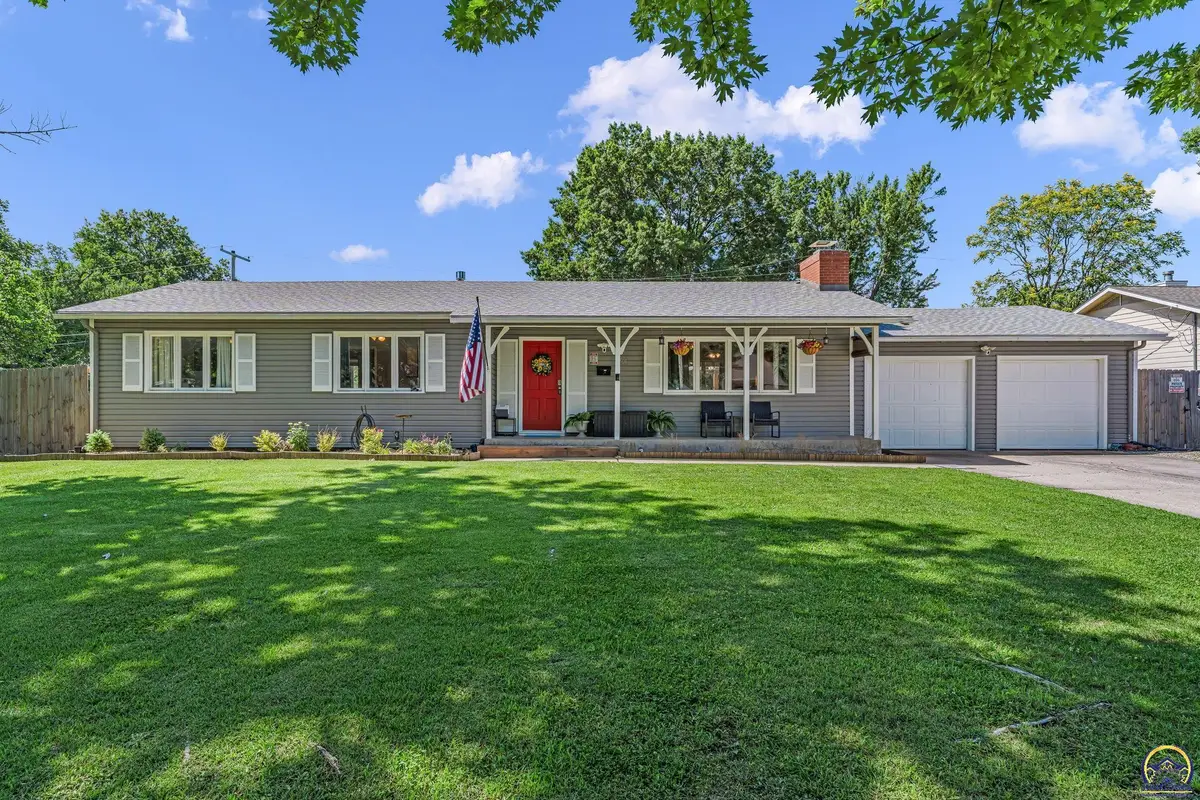 5501 SW 19th St, Topeka, KS 66604 - #1
