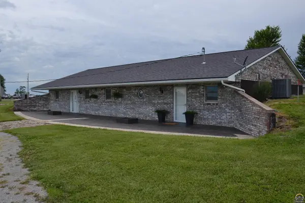 2599 Shetland Rd, Waverly, KS 66871