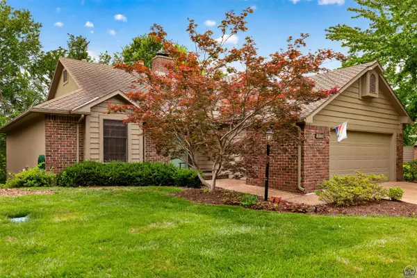 4305 Quail Pointe Dr, Lawrence, KS 66047