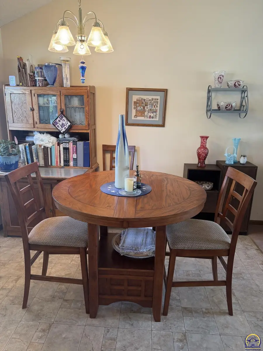 7406 SW 26th Ct, Topeka, KS 66614 - #3