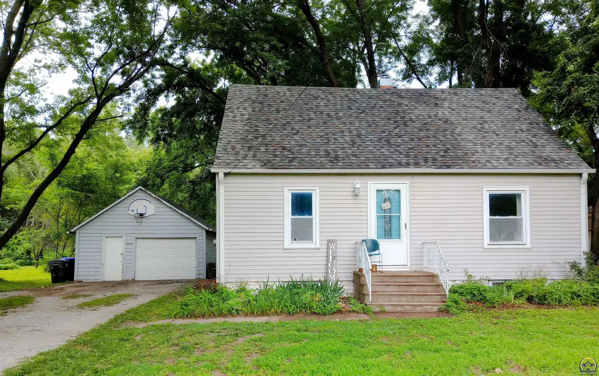 220 NE Lyman Rd, Topeka, KS 66608 - #1