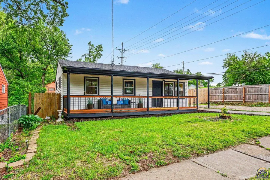 3626 SE Truman Ct, Topeka, KS 66605 - #3