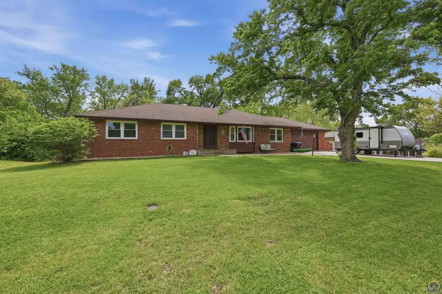4341 SE 26th Ter, Topeka, KS 66605 - #2