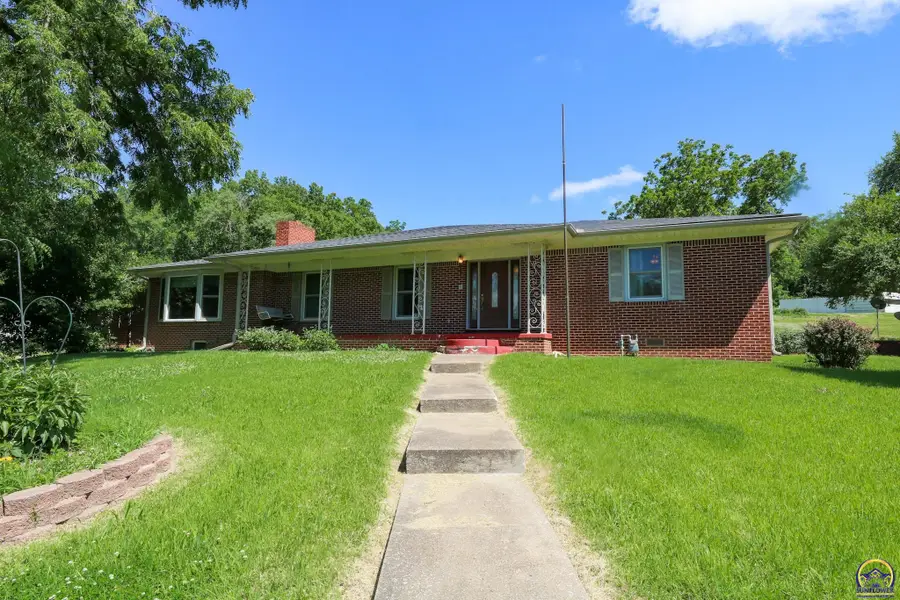 414 Southwest Blvd, Madison, KS 66860 - #2