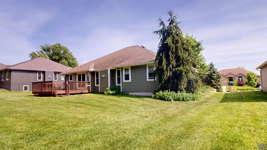 3404 SE 39th Ter, Topeka, KS 66609 - #3