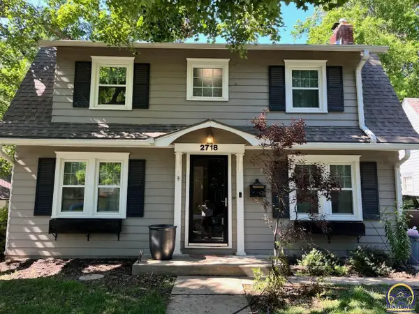 2718 SW Harland Ct, Topeka, KS 66604
