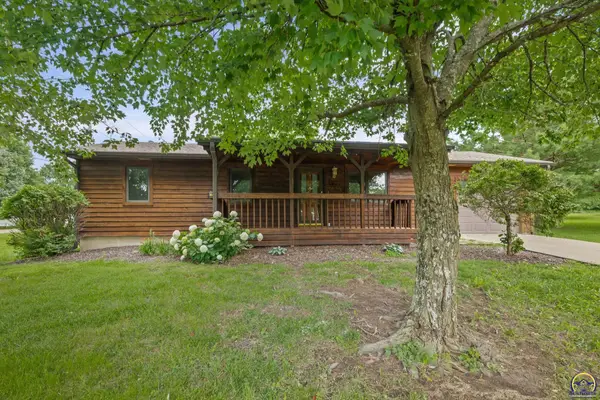 1901 Willow St, Valley Falls, KS 66088
