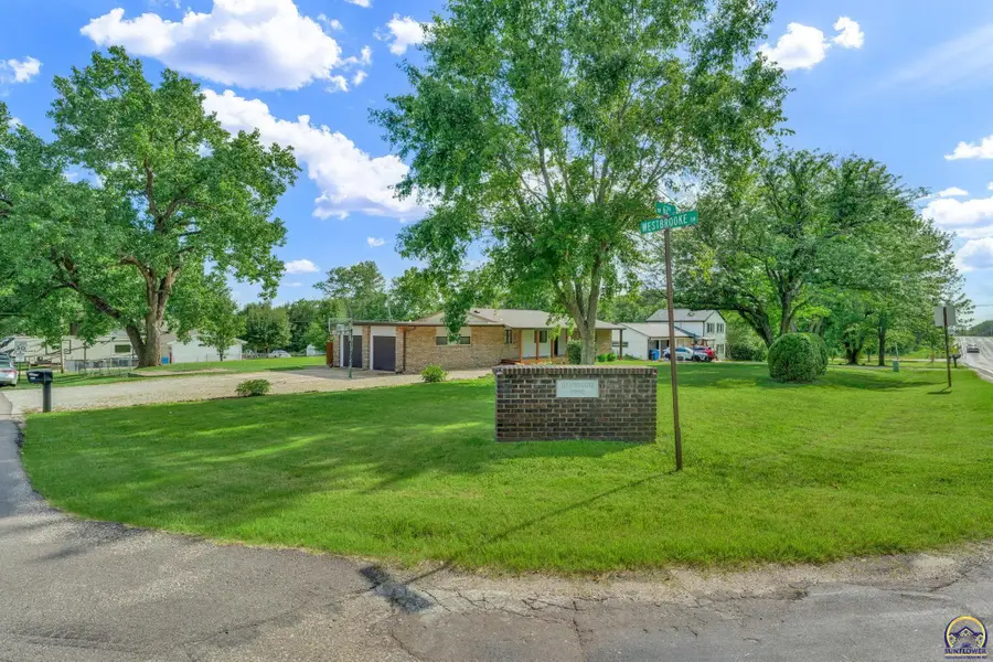 721 NW 62nd St, Topeka, KS 66617 - #2