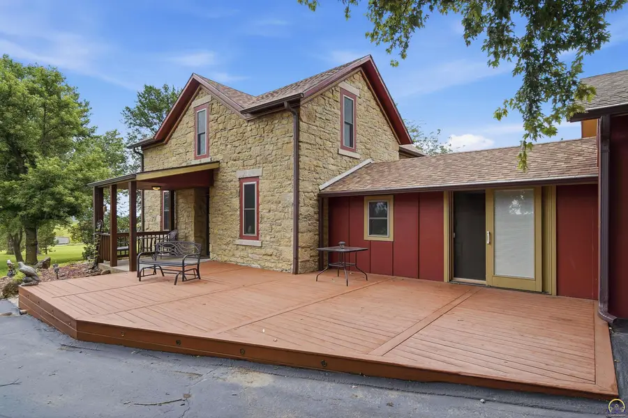 26906 Gladden Rd, Maple Hill, KS 66507 - #2