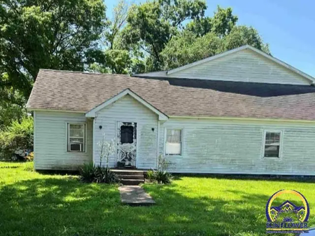 201 Kickapoo, Easton, KS 66020 - #1