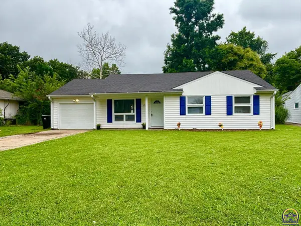 3912 SW 26th St, Topeka, KS 66612