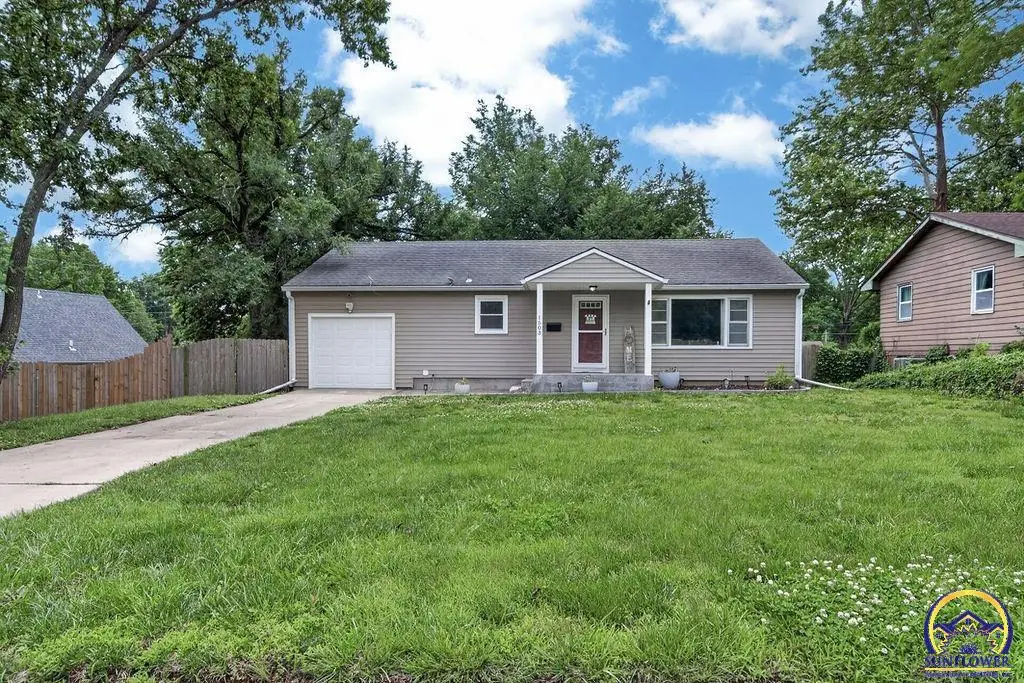 1503 SW 29th Ter, Topeka, KS 66611 - #1