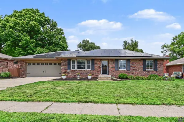 5408 SW 12th Ter, Topeka, KS 66604