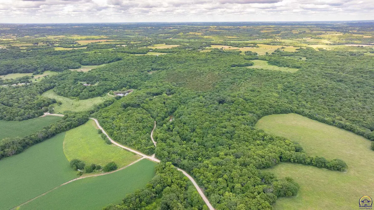 1757 Buckcreek Rd, Perry, KS 66073 - #1