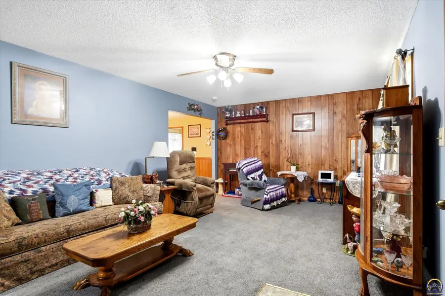 3601 SE 28th Ter, Topeka, KS 66605 - #3