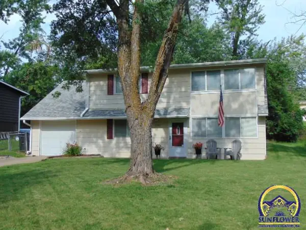 3501 SW Oakley Ave, Topeka, KS 66614