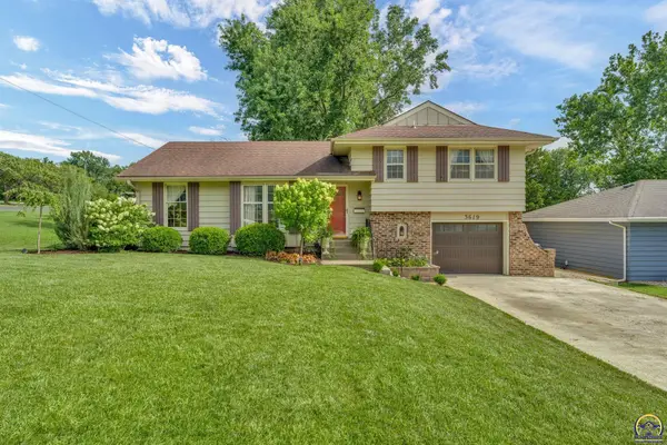 3619 SW 33rd St, Topeka, KS 66614