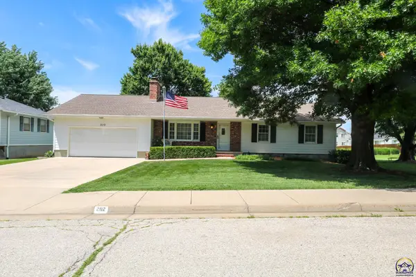 2112 W 22nd Ave, Emporia, KS 66801