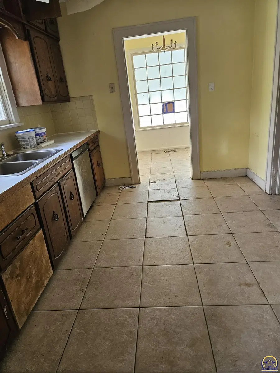 1320 9th Ave, Leavenworth, KS 66048 - #3