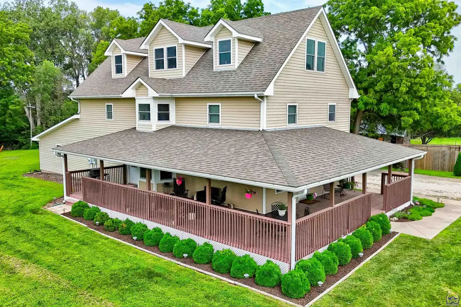 203 Shuman Rd, Circleville, KS 66416 - #3