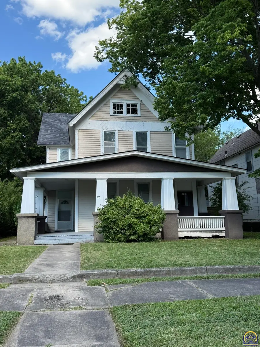 506 Union St, Emporia, KS 66801 - #3