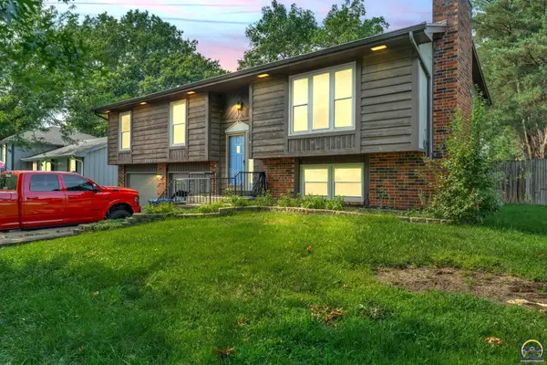 5964 SW 23rd Ter, Topeka, KS 66614