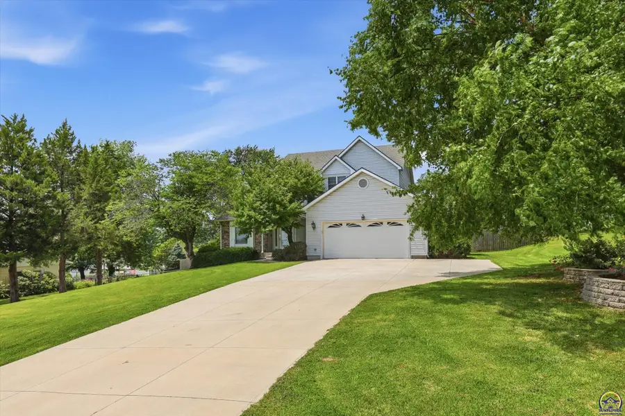 303 S 22nd St, Atchison, KS 66002 - #3