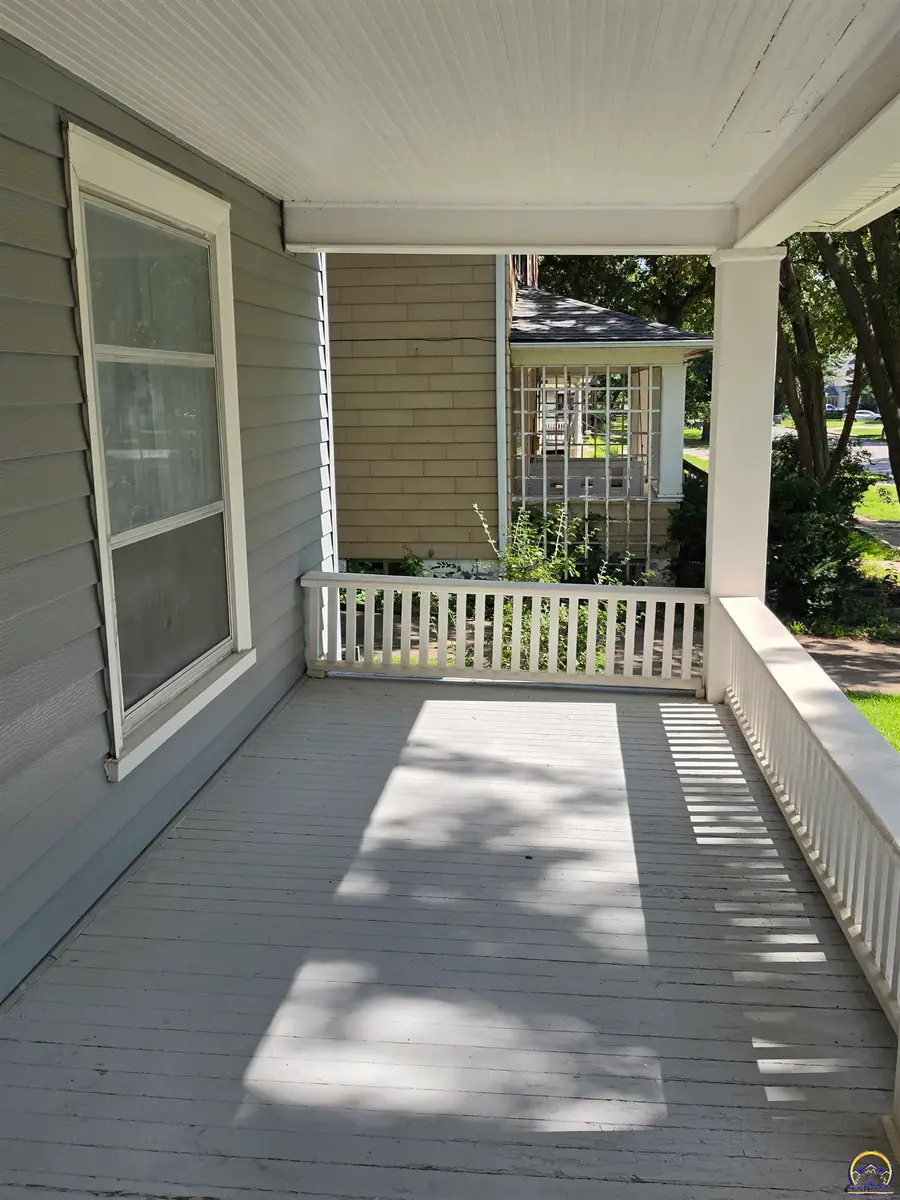 1114 Rural St, Emporia, KS 66801 - #2
