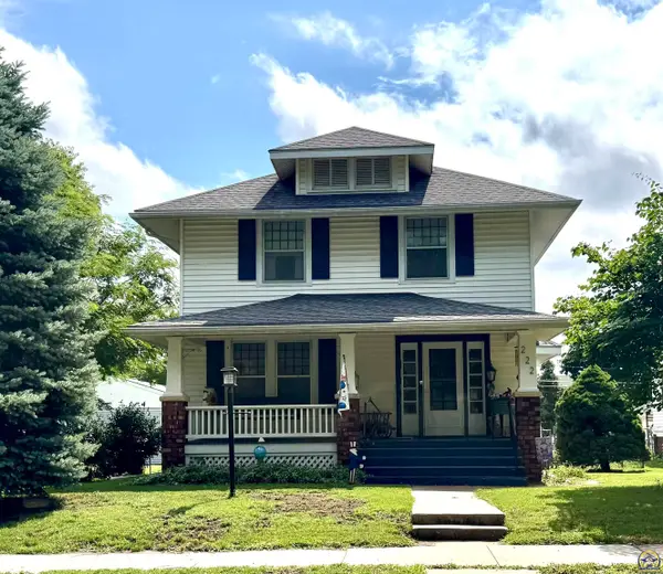 222 SW Kendall Ave, Topeka, KS 66606