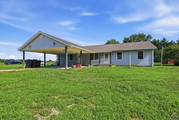 7630 SW Docking Rd, Auburn, KS 66402