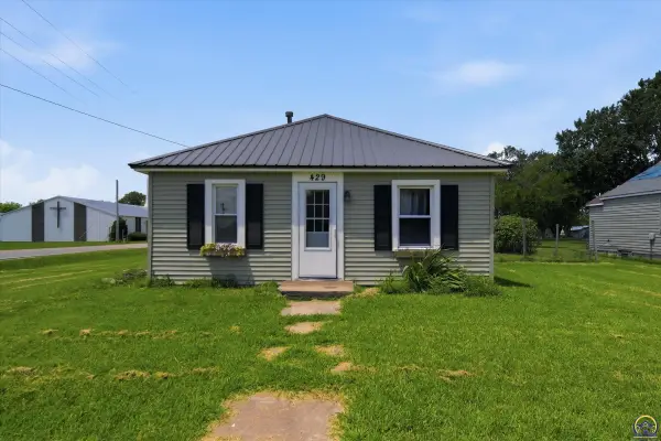429 Brownie Blvd, Scranton, KS 66537
