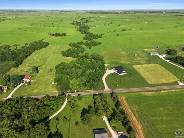 0000 SW Glick Rd, Topeka, KS 66614