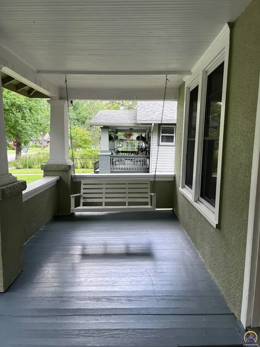 1510 SW Plass Ave, Topeka, KS 66604 - #2
