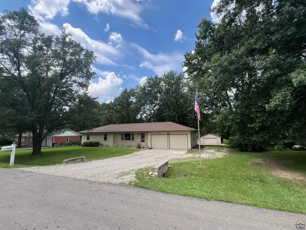 Address Withheld By Seller, Topeka, KS 66617