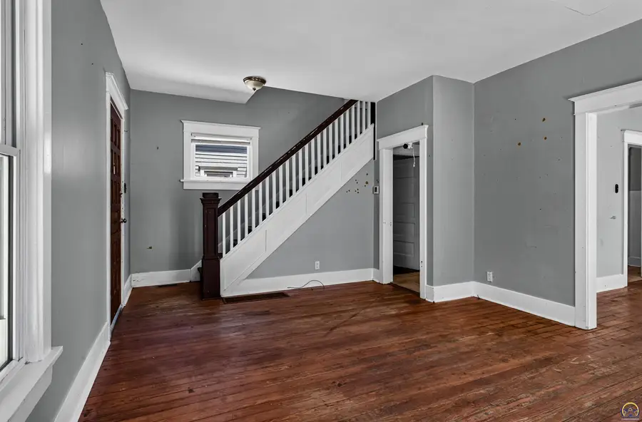1816 SW Lincoln Ave, Topeka, KS 66604 - #3