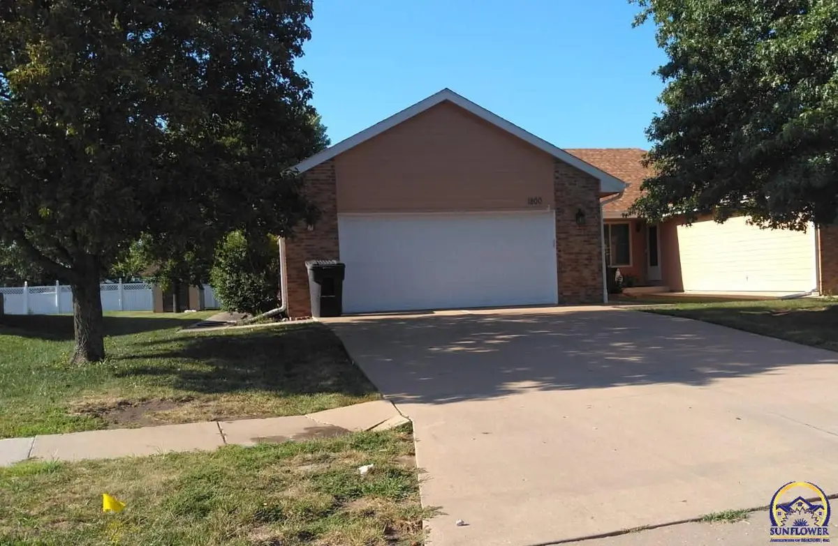1800 SE 44th Ter, Topeka, KS 66609 - #1