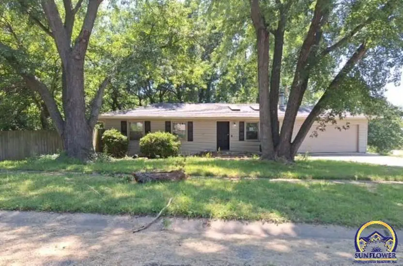3601 SE Granger St, Topeka, KS 66605 - #1