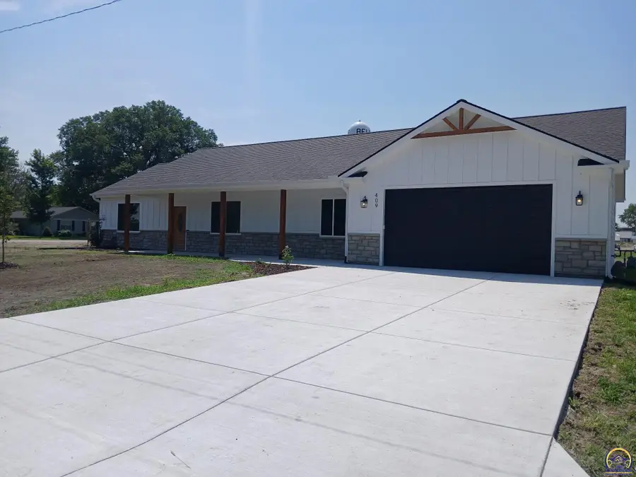 409 Broadway St, Belvue, KS 66407 - #3