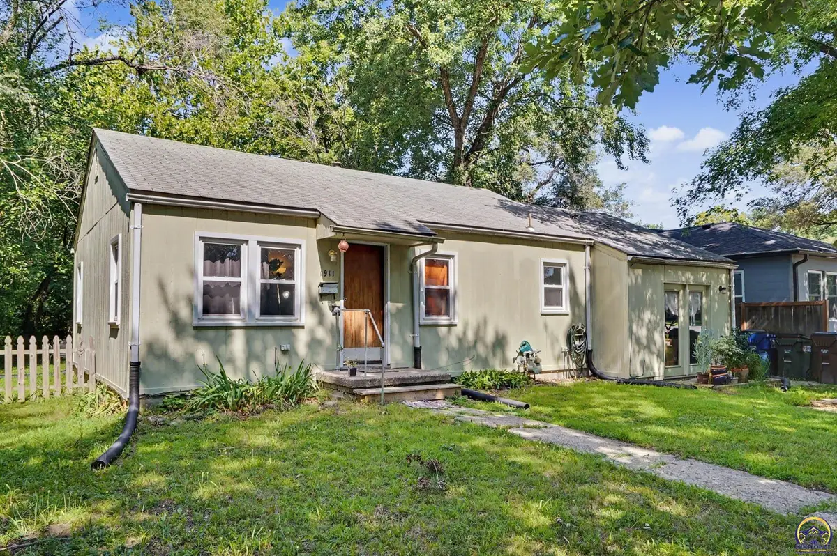 1911 Tennessee St, Lawrence, KS 66046 - #1