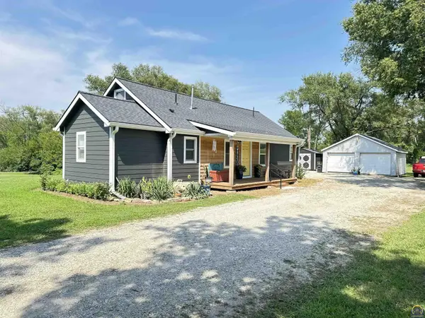4200 NW Rochester Rd, Topeka, KS 66617