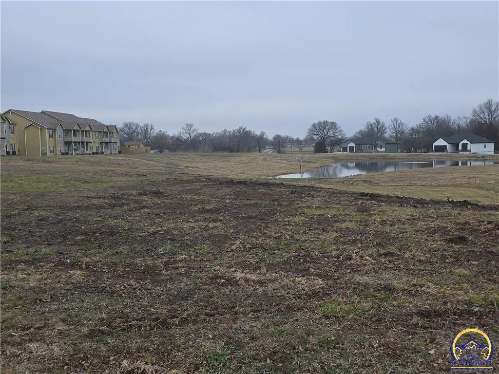 823 W 17th St, Ottawa, KS 66067-3808 - #1