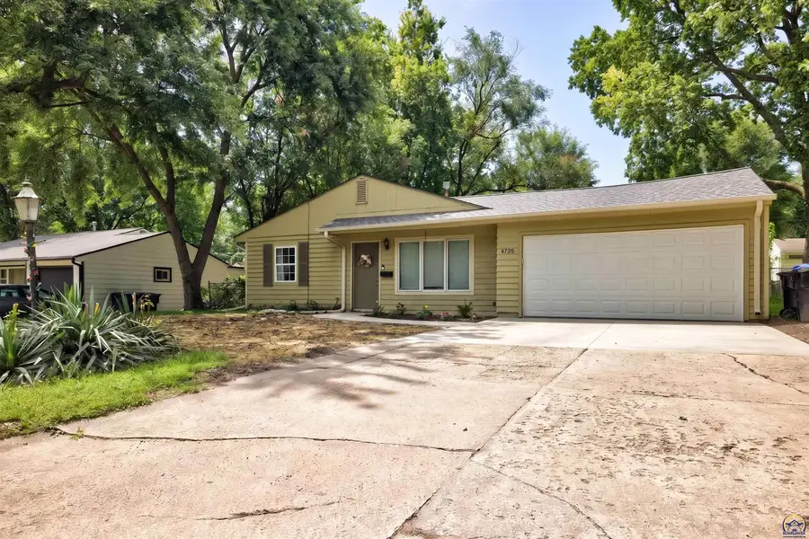4735 SW 17th Ter, Topeka, KS 66604 - #2